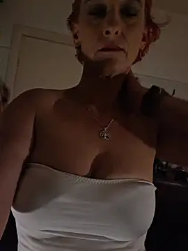 SultrySelenaHeartn Webbikameraesitys