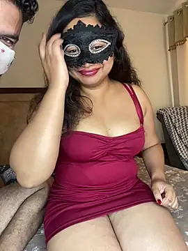 ___IndiaanLatinaa____ webkamerás műsora
