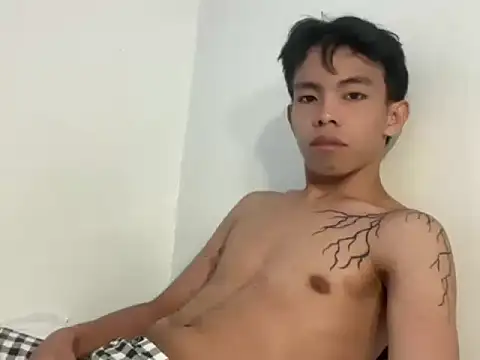 hottasianboy Webcam Show