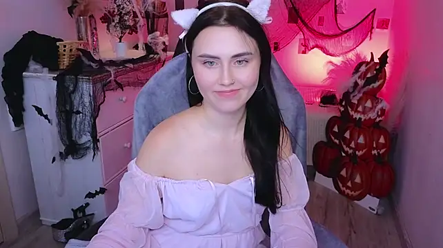 NoraLumi Chat XXX in diretta