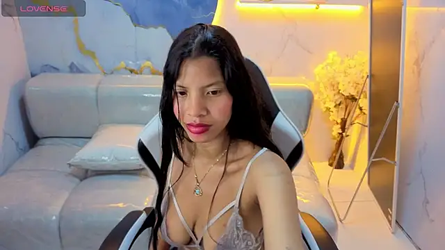 emily_smith_t's Live XXX Chat