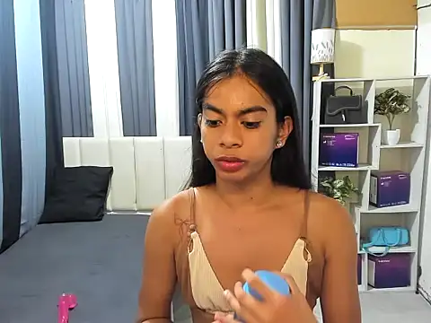 BigCockErichn Webbikameraesitys