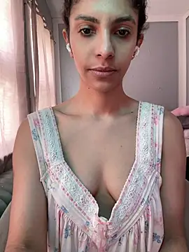 karlatiburcio Show in webcam
