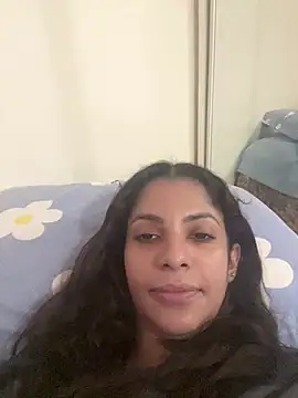 karlatiburcio's Live XXX Chat