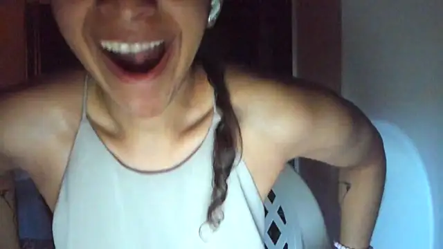 karlatiburcio's Live XXX Chat