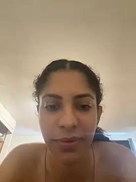 karlatiburcion Live XXX chat