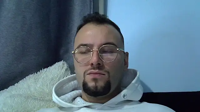 Show de piazaocwb23 na webcam