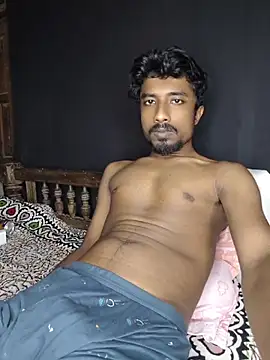 skinny_boy0 Adlı Modelin Web Kamerası Şovu