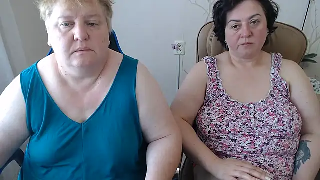 Show modela Lindy-Jeanie na web-kameri