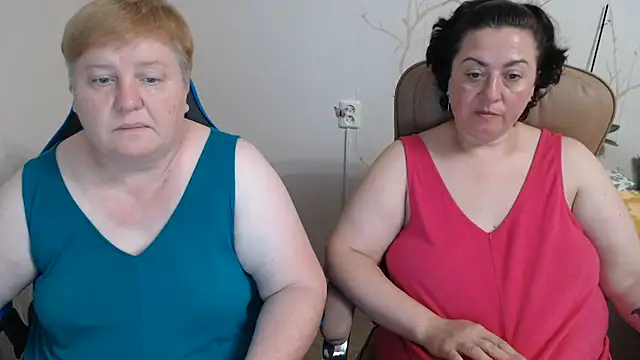 Show modela Lindy-Jeanie na web-kameri