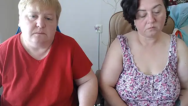 Show modela Lindy-Jeanie na web-kameri