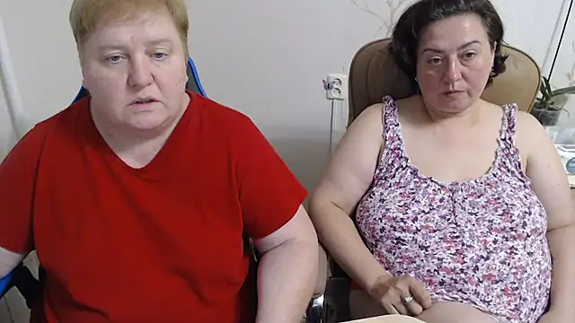 Lindy-Jeanie Webcam Show