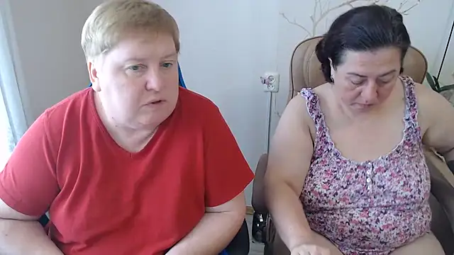 Lindy-Jeanie Webcam show
