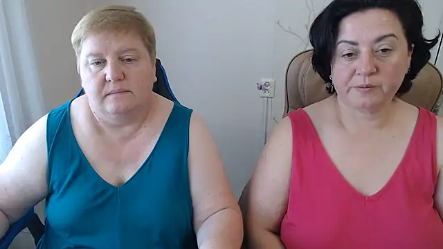 Show modela Lindy-Jeanie na web-kameri