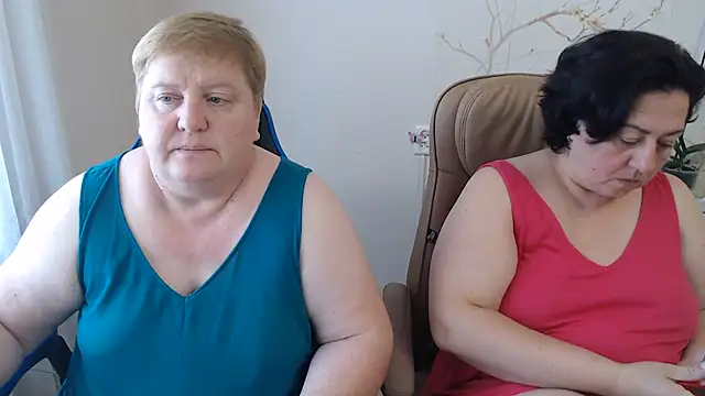 Lindy-Jeanie's Live XXX Chat