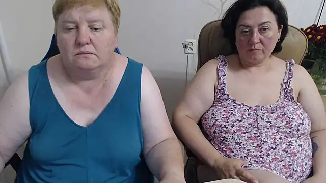 Show modela Lindy-Jeanie na web-kameri