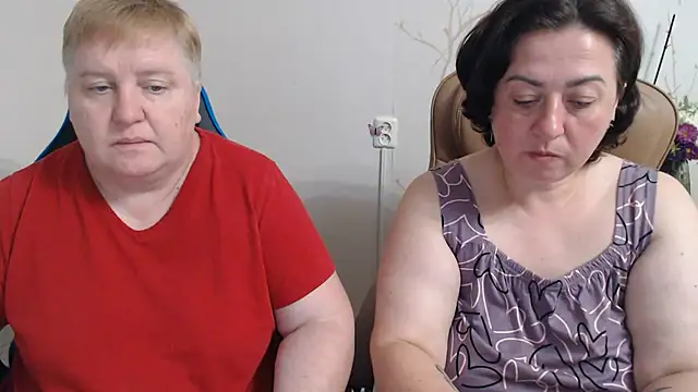 Show modela Lindy-Jeanie na web-kameri