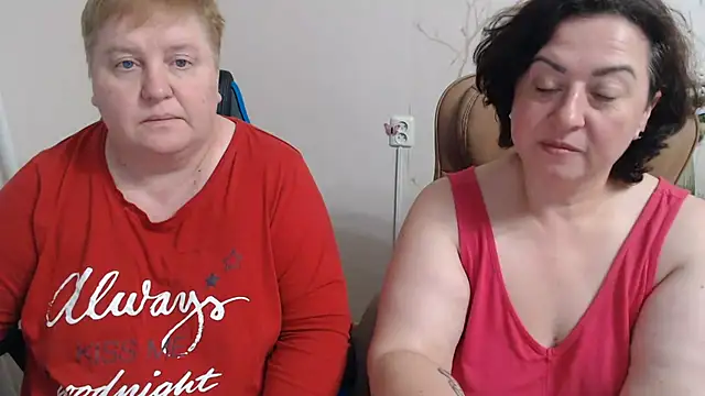 Show modela Lindy-Jeanie na web-kameri