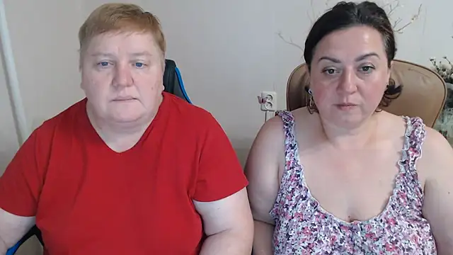 Show modela Lindy-Jeanie na web-kameri