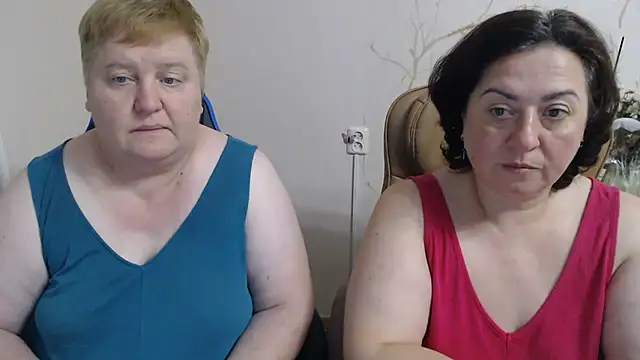 Show modela Lindy-Jeanie na web-kameri