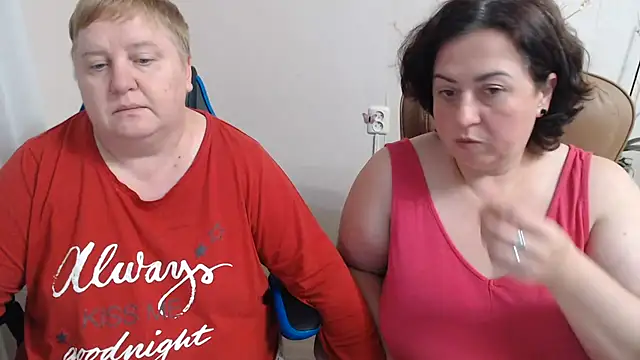 Show modela Lindy-Jeanie na web-kameri