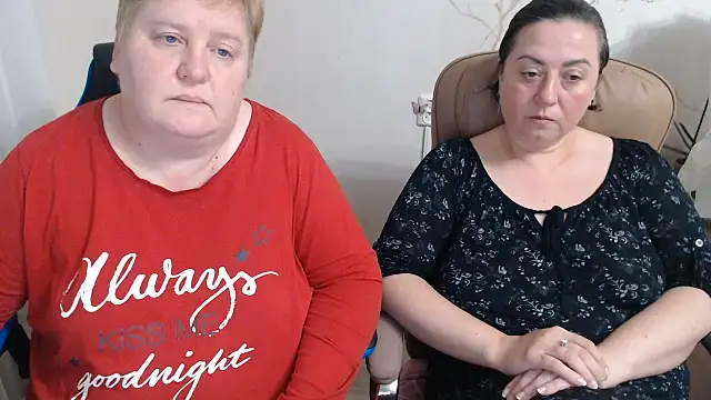 XXX chat uživo modela Lindy-Jeanie