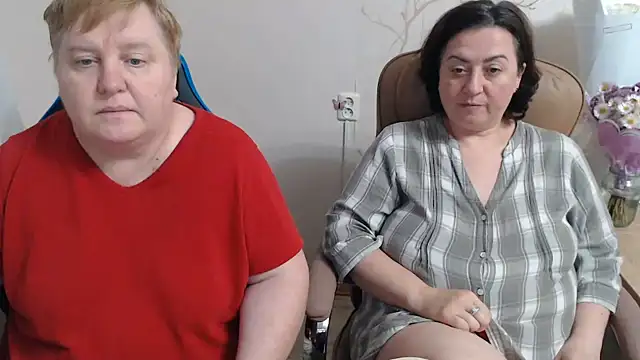 Show modela Lindy-Jeanie na web-kameri