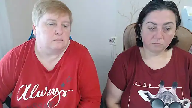 Show modela Lindy-Jeanie na web-kameri