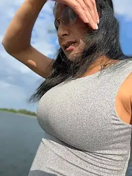 FerrariFrench Show in webcam
