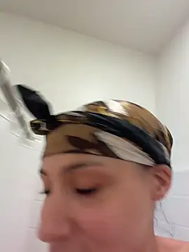 Chat +18 de FerrariFrench ao vivo