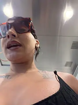 FerrariFrench Show in webcam