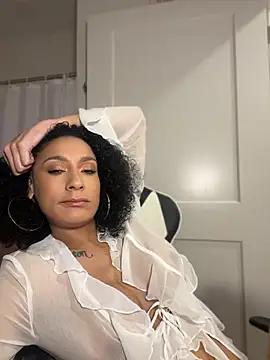FerrariFrench Live XXX-Chat