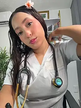 MiaCamille_'s Live XXX Chat