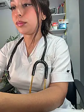MiaCamille_ Pertunjukan Webcam