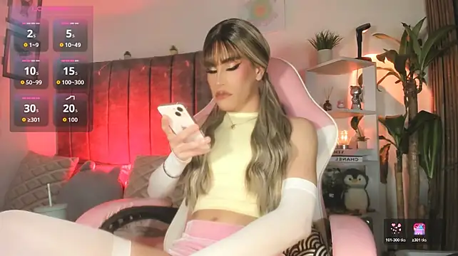 AnnieHallie – webcam-show