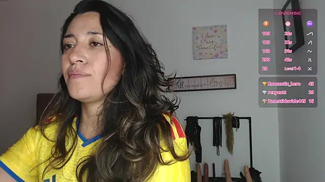 Czat XXX na żywo – violeta_scott