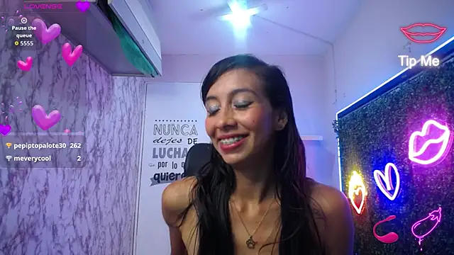sandra_petite19n Live XXX chat