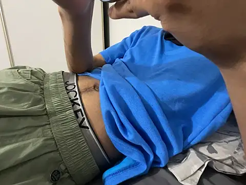 DeepGuy20 webcam show