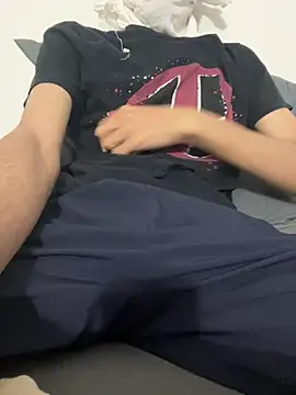 Show modela DeepGuy20 na web-kameri