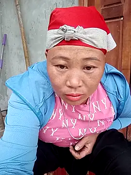 Chat +18 de kalara_kail ao vivo