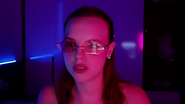 Show modela mollybossy na web-kameri