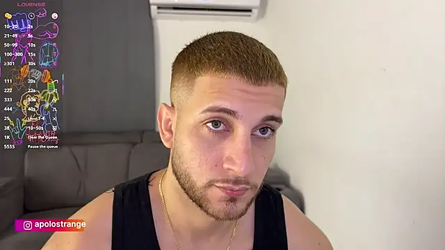 Show modela apolo_strange na web-kameri