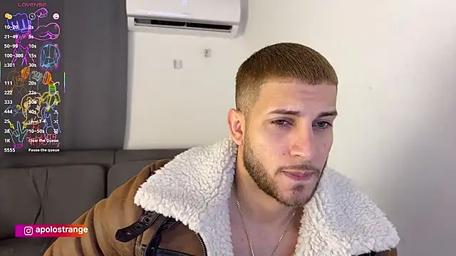 apolo_strange's Webcam Show