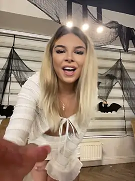 KimmBliss Live XXX-chat