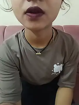 ritika_gupta02's Live Chat Room