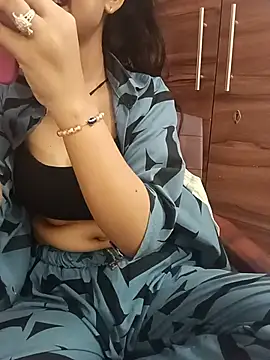 ritika_gupta02のライブXXXチャット