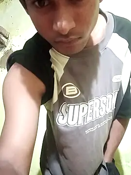 YourTeenBoy21のウェブカメラショー