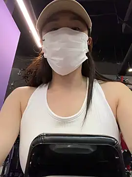 zhizhibaobei 在線直播表演