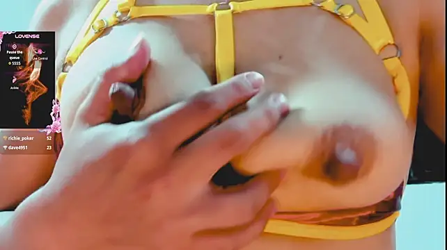 دردشة lady_jhana الجنسية المباشرة