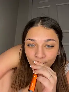 treasurebabii's Webcam Show